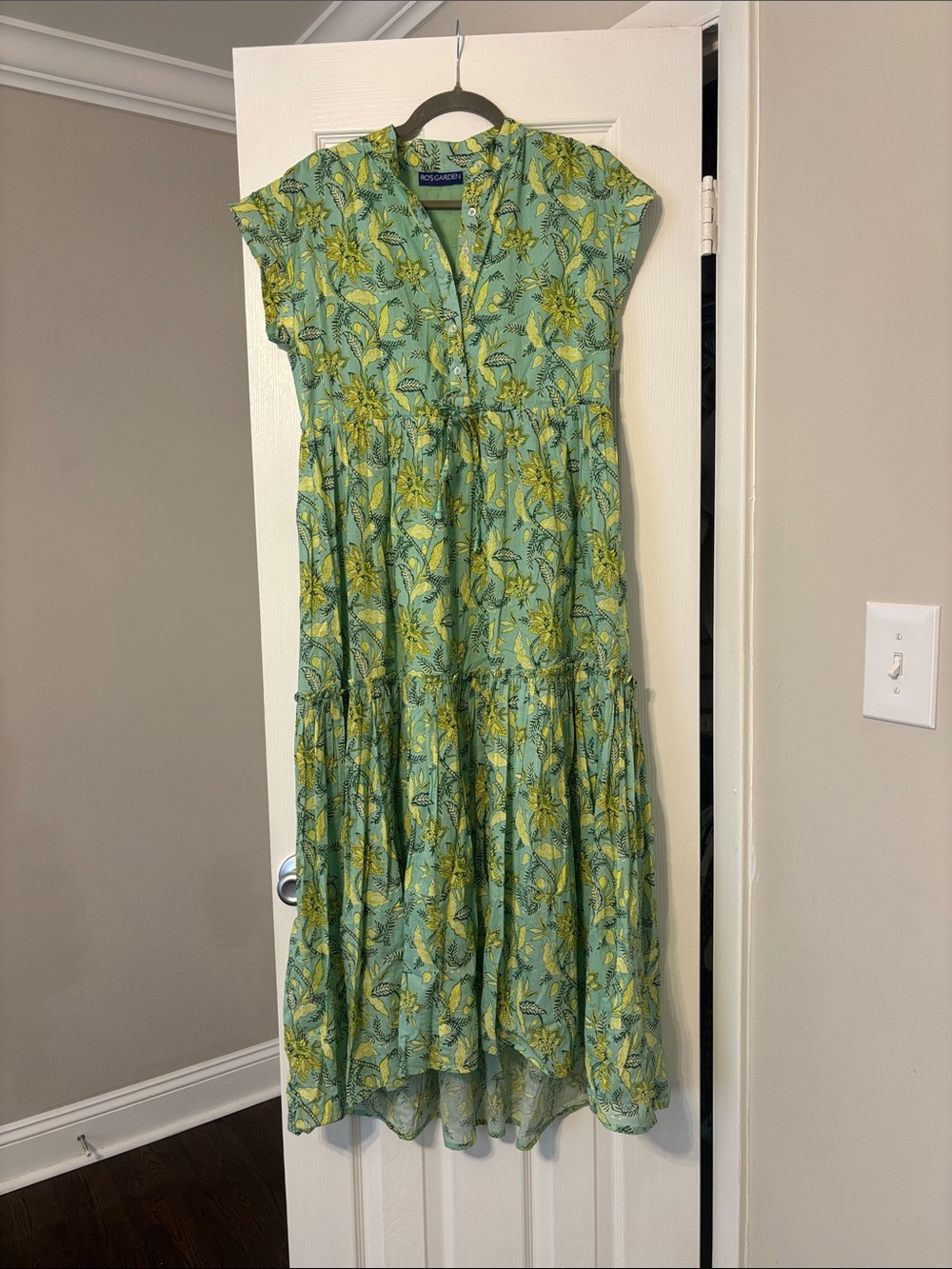 Ro’s Garden Green Floral Tiered Midi Dress